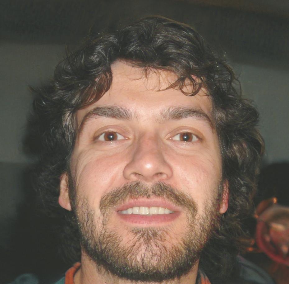 Profesor de prototipado y metodologías de diseño